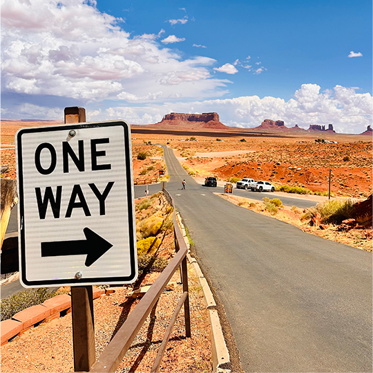 紀念碑山谷 (Monument Valley)